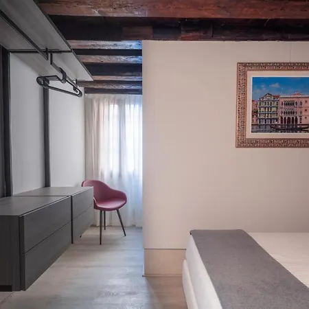 San Pietro Cozy Studio R&R-3